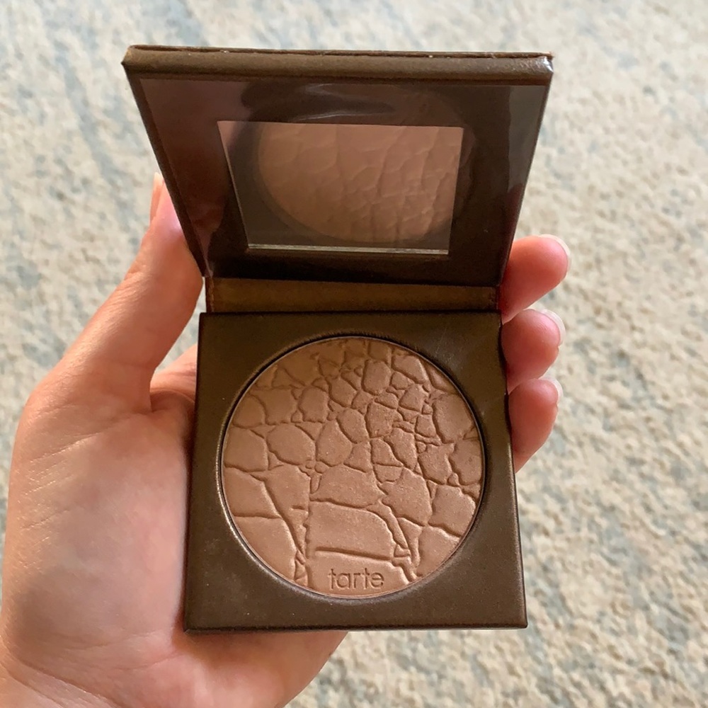 Bronzer